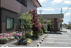 クリニック外観左側